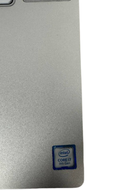 Razer Blade 15 RZ09-0301 Silver 144 Гц Intel Core i7-9750H NVIDIA GeForce RTX 2070 Max-Q - фото 3